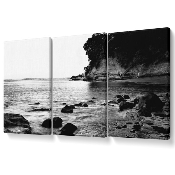 Highland Dunes Black And White Sparkle Ocean Rocks Canvas 3 Panel Set